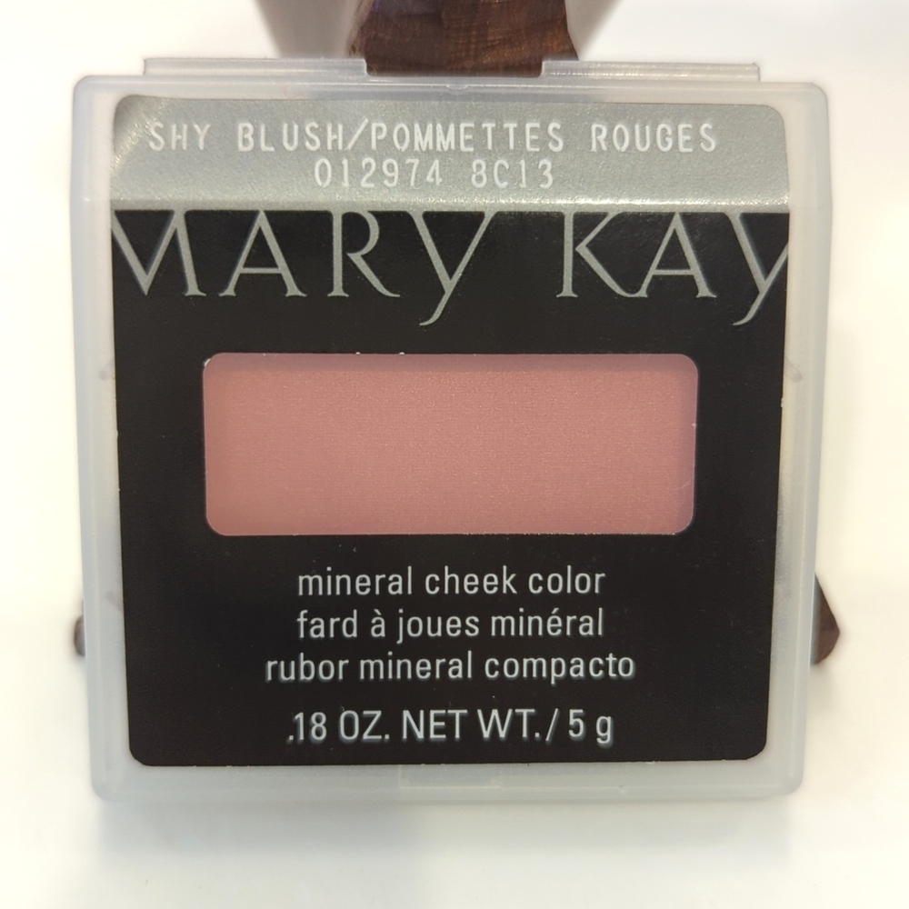 Mary Kay New, Never Used Mineral Cheek Color Shy Blush/Pommettes‎ Rouges .18 OZ.